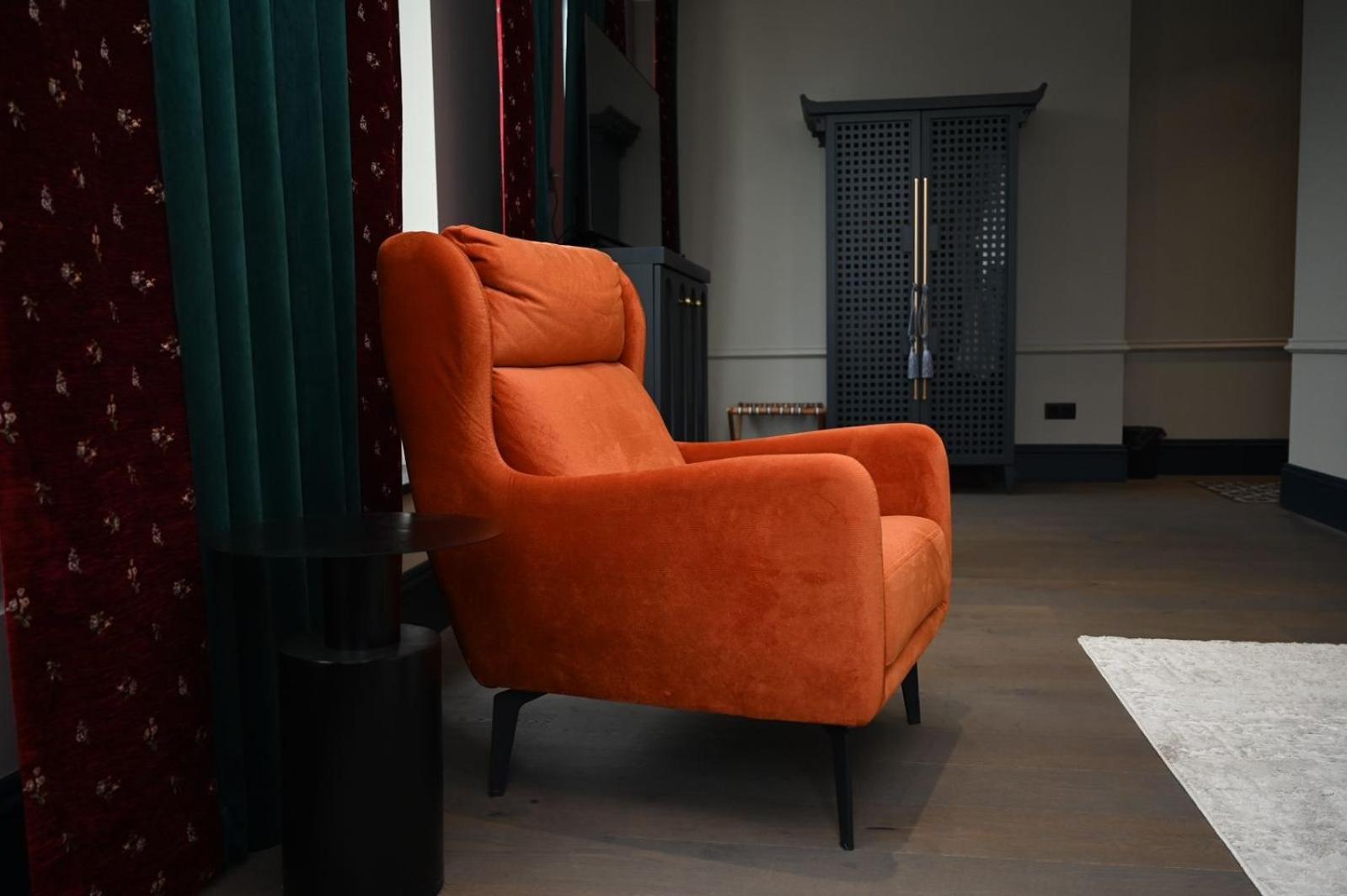 Hotel Retro バトゥーミ エクステリア 写真
